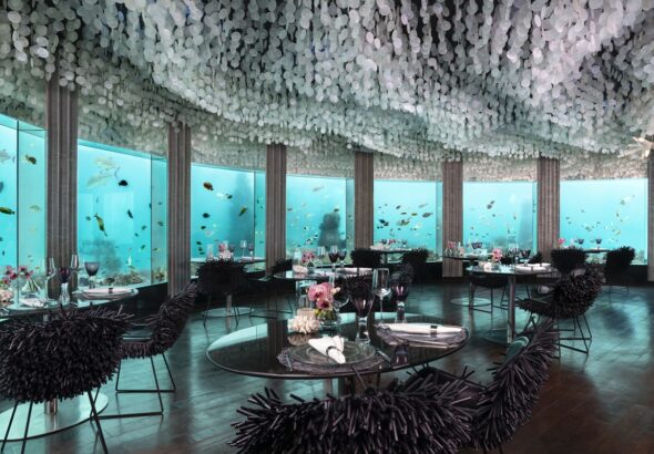 Niyama-Maldives-underwater-restaurant